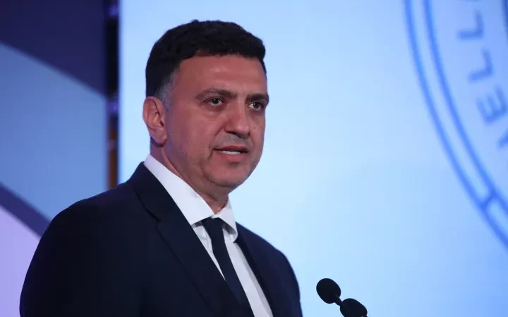 Βασίλης Κικίλιας: '' Μειώθηκαν κατά 34% οι μεταναστευτικές ροές στα θαλάσσια σύνορα '' - newstok.gr