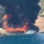 Τουρκία: Φωτιά σε τουριστικό σκάφος ανοιχτά της Φέτιγιε - Σώοι οι 115 επιβαίνοντες που πήδηξαν στη θάλασσα - newstok.gr