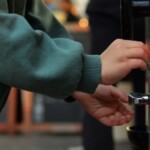 Αίγιο: 5χρονος τραυματίστηκε από μηχάνημα με κερματοδέκτη - Νοσηλεύεται στο Καραμανδάνειο Νοσοκομείο Παίδων - newstok.gr