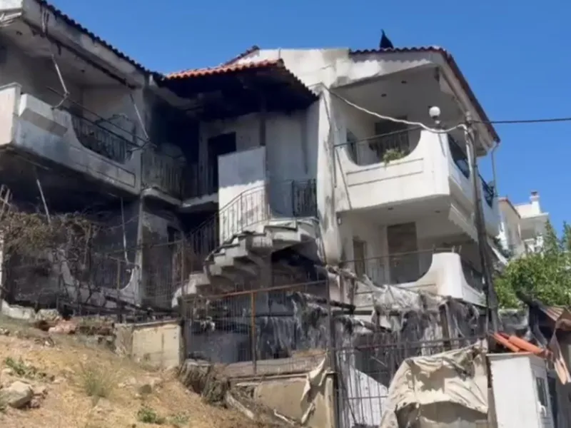 Γλυκά Νερά: Πυρκαγιά σε κατοικία - Μεγάλη κινητοποίηση της Πυροσβεστικής - newstok.gr