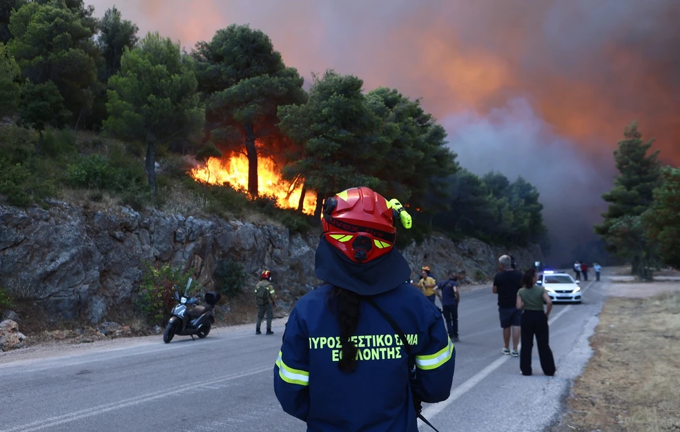 Γιάννης Αρτοποιός για φωτιές: '' Θα είναι πολύ δύσκολο βράδυ - Τα κύρια μέτωπα είναι Αττικοβοιωτία και Σκάλωμα Φωκίδας '' - newstok.gr