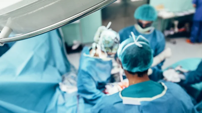 Πράγα: Αντισηπτικό προκάλεσε φωτιά κατά τη διάρκεια καισαρικής - Σοβαρά εγκαύματα υπέστη η μητέρα - Τελευταία νέα & Έκτακτες ειδήσεις Live