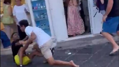 Βίαιη συμπλοκή τουριστών στο Κάπρι: Αντιδράσεις για ασφάλεια