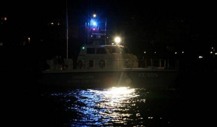 Σύμη: Αγνοούνται πέντε Γερμανοί επιβάτες ιστιοπλοϊκού που βούτηξαν να κολυμπήσουν και παρασύρθηκαν - Τρεις διασωθέντες - newstok.gr