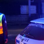 Αιγάλεω: Ένοπλη ληστεία σε μίνι μάρκετ - Απείλησαν με όπλο 21χρονη υπάλληλο, αναζητούνται οι δύο δράστες - newstok.gr