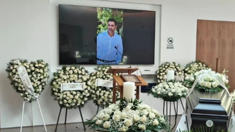 Αριστοτέλης Δαμίγος: Σε κλίμα βαθιάς οδύνης η αποτέφρωση του συντονιστή που έχασε τη ζωή του στη σύγκρουση των ελικοπτέρων στην Ψάθα - newstok.gr