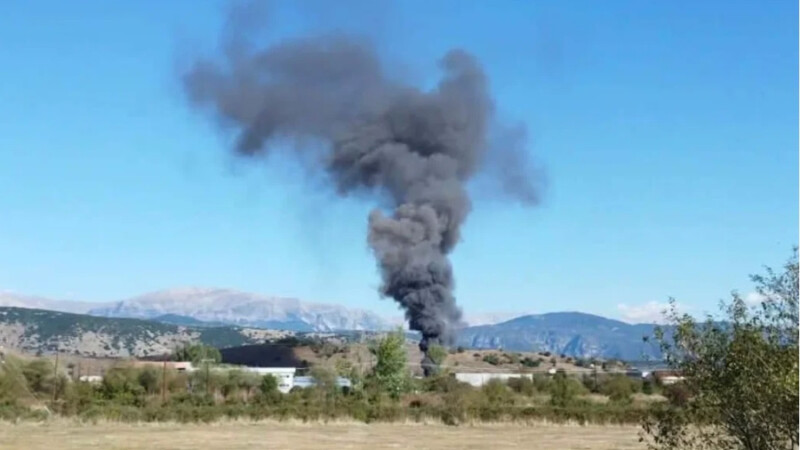 Ιωάννινα: Φωτιά σε εργοστάσιο ανακύκλωσης οχημάτων στην Μπάφρα - Επιχειρούν 20 πυροσβέστες - Τελευταία νέα & Έκτακτες ειδήσεις Live