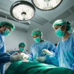 Λονδίνο: ''Ο χειρούργος έριξε μέρος του κρανίου μου στο πάτωμα'' - Η συγκλονιστική περιπέτεια του Tom Park-Paul που διαγνώστηκε με αρτηριοφλεβώδη δυσπλασία - Τελευταία νέα & Έκτακτες ειδήσεις Live
