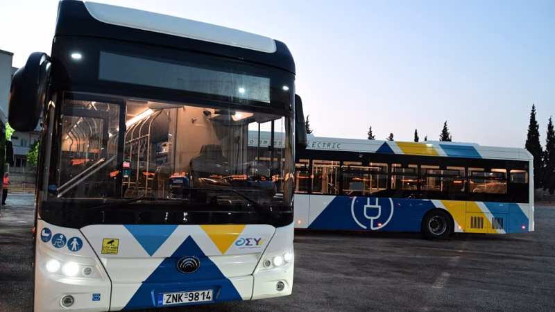 Θεσσαλονίκη: Έρχονται 50 αρθρωτά ηλεκτρικά λεωφορεία - Νέοι οδηγοί αναλαμβάνουν δράση - Τελευταία νέα & Έκτακτες ειδήσεις Live