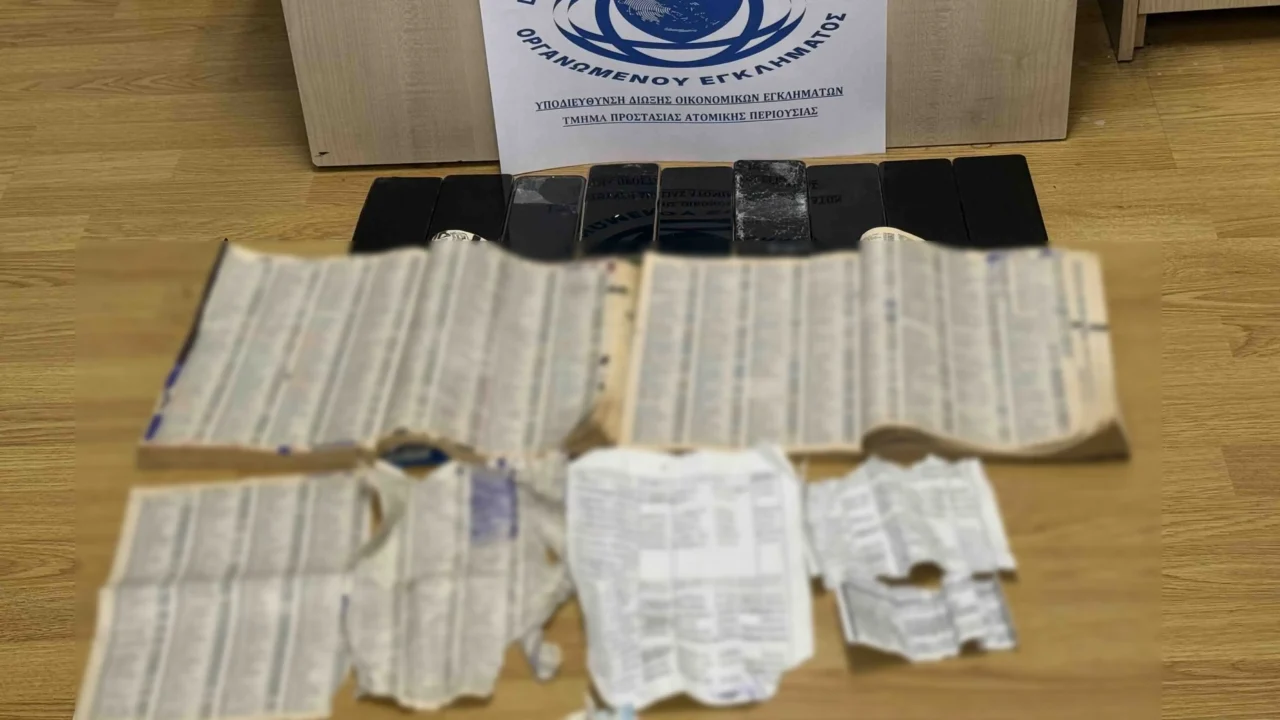 Μαφία της απάτης: Το Call Center που άδειαζε σπίτια στην Αττική - Τελευταία νέα & Έκτακτες ειδήσεις Live