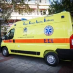 Θεσσαλονίκη: Οδηγός υπέστη επιληπτική κρίση και έπεσε πάνω σε τρία σταθμευμένα οχήματα και δίκυκλο - Τελευταία νέα & Έκτακτες ειδήσεις Live