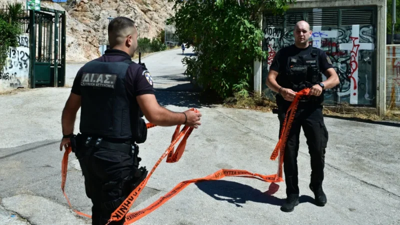 Μυστήριο στην Κυψέλη: Βρέθηκε δεύτερη σακούλα με οστά