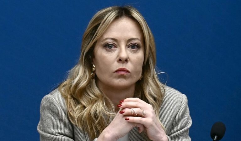 Τζόρτζια Μελόνι: ''Θα εγκριθεί μέτρο για ανώτατο όριο ξένων μαθητών στις σχολικές τάξεις'' - Τελευταία νέα & Έκτακτες ειδήσεις Live