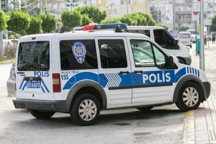 Πυροβολισμοί στην Κωνσταντινούπολη: Τρεις νεκροί σε τουριστική συνοικία - Τελευταία νέα & Έκτακτες ειδήσεις Live