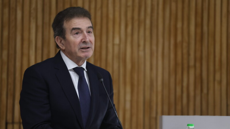 Μιχάλης Χρυσοχοϊδης: '' Όσοι έχουν περιοριστικά μέτρα για ενδοοικογενειακή βία θα φορούν βραχιολάκι '' - Τελευταία νέα & Έκτακτες ειδήσεις Live