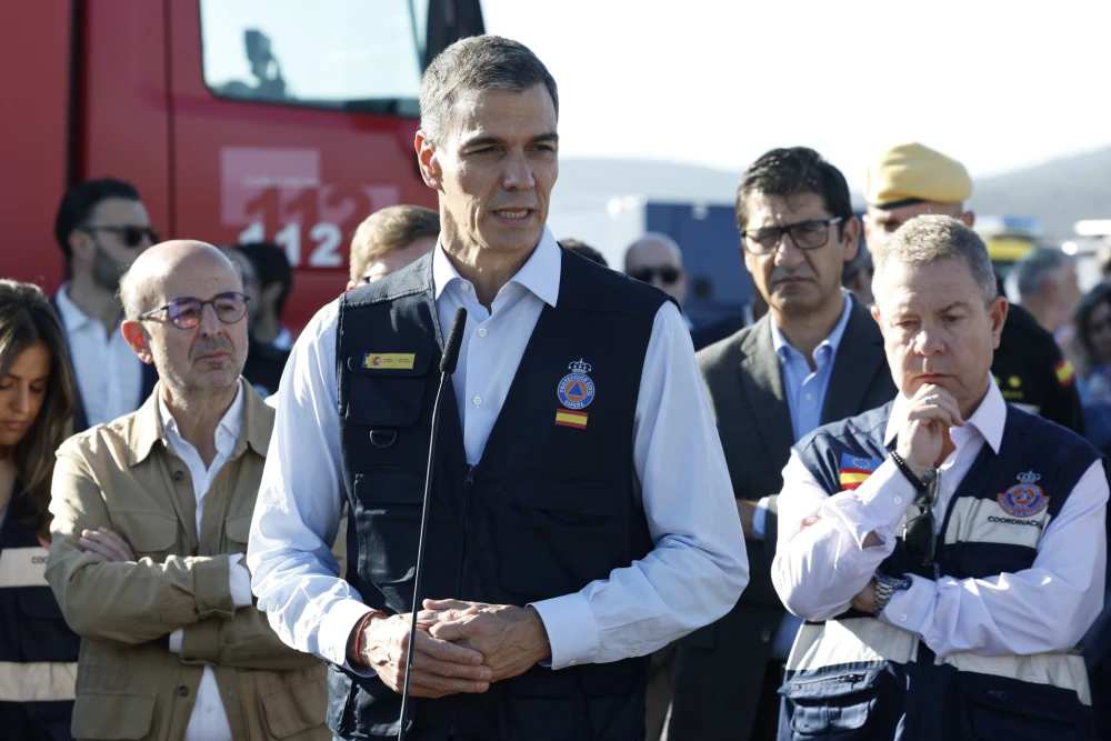 Πέδρο Σάντσεθ για τη σιδηροδρομική τραγωδία στην Ισπανία: ''Εργαζόμαστε νυχθημερόν για να διαλευκάνουμε κάθε λεπτομέρεια'' - Τελευταία νέα & Έκτακτες ειδήσεις Live