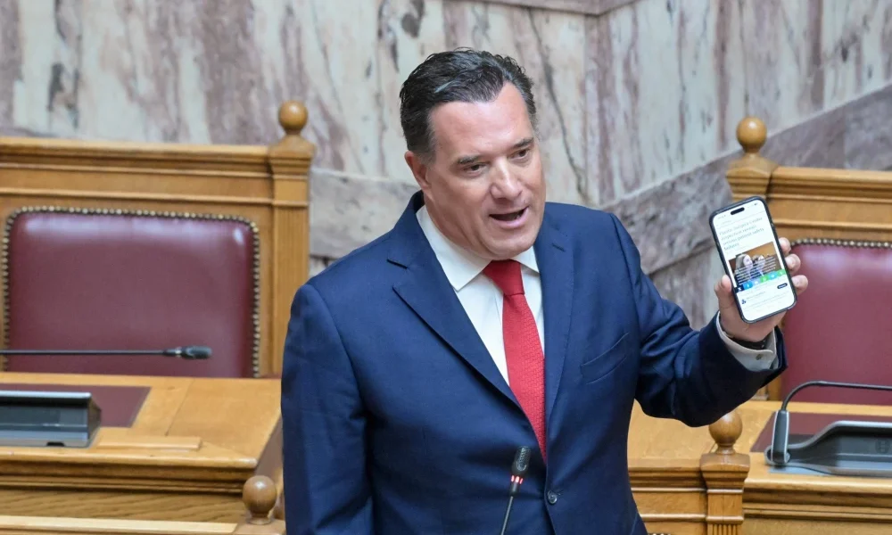 Άδωνις Γεωργιάδης για αναγεννητική ιατρική: ”Το πρόβλημα είναι παγκόσμιο – Δεν είμαι και ο Μέγας Αλέξανδρος”