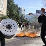 Τίρανα: Με φωτιά απαντούν οι διαδηλωτές του Δημοκρατικού Κόμματος στο κάλεσμα Ράμα για διάλογο - Τελευταία νέα & Έκτακτες ειδήσεις Live