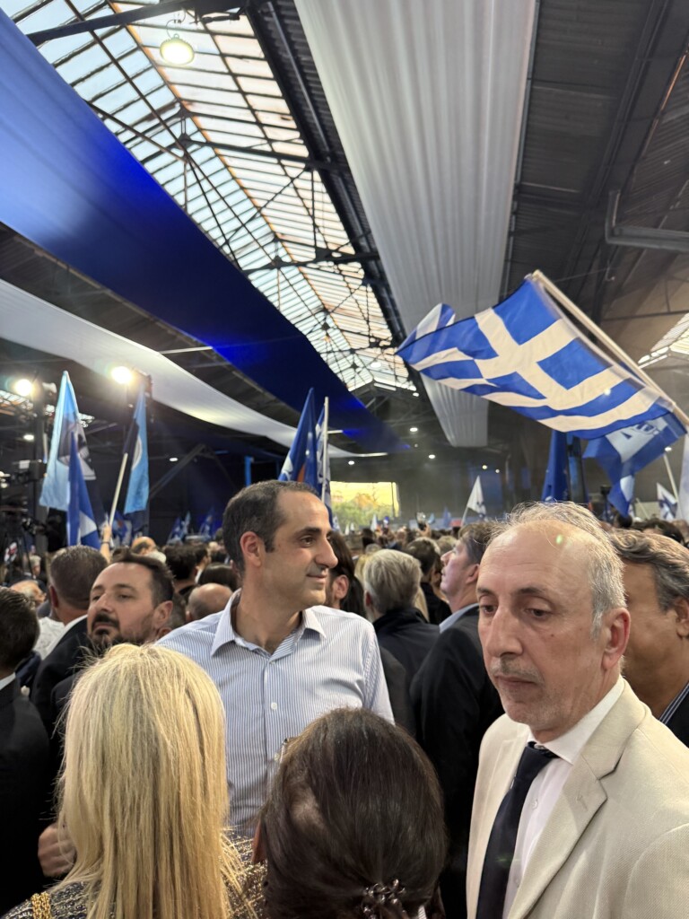 Η θερμή υποδοχή στον Γρηγόρη Δημητριάδη στην εκδήλωση για τα 52 χρόνια της ΝΔ - Τελευταία νέα & Έκτακτες ειδήσεις Live