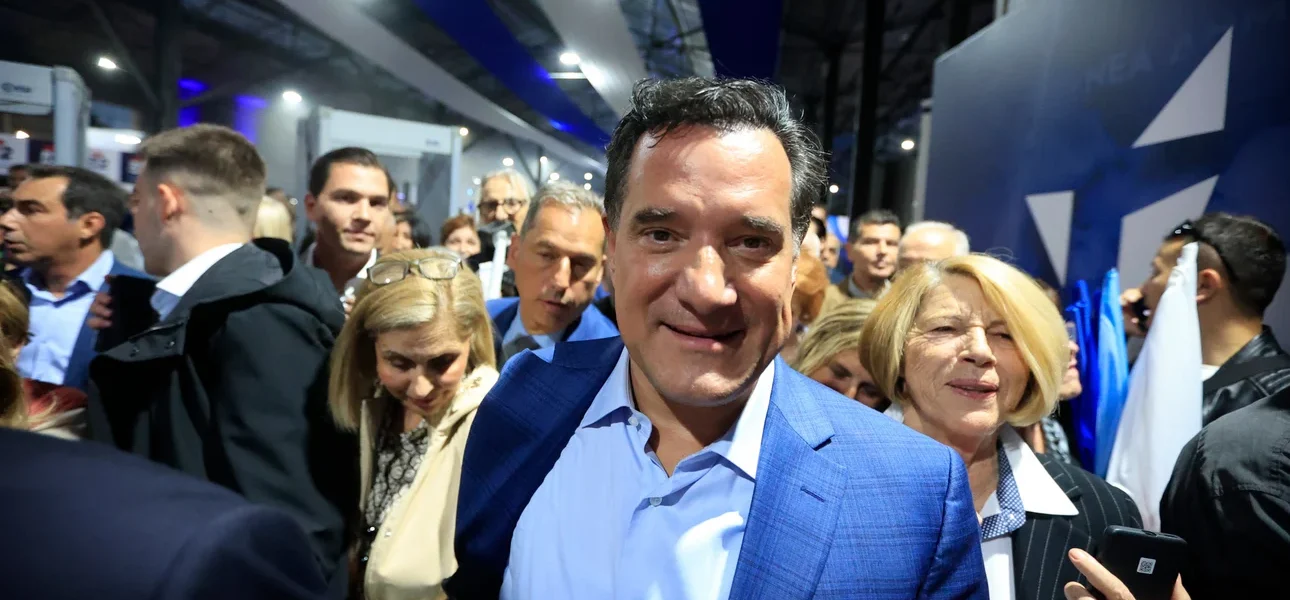 Άδωνις Γεωργιάδης κατά Νίκου Δένδια: ”Απορώ με υπουργούς που επέλεξαν να λείπουν από τη γιορτή της ΝΔ επειδή λέει είχαν άλλες υποχρεώσεις”