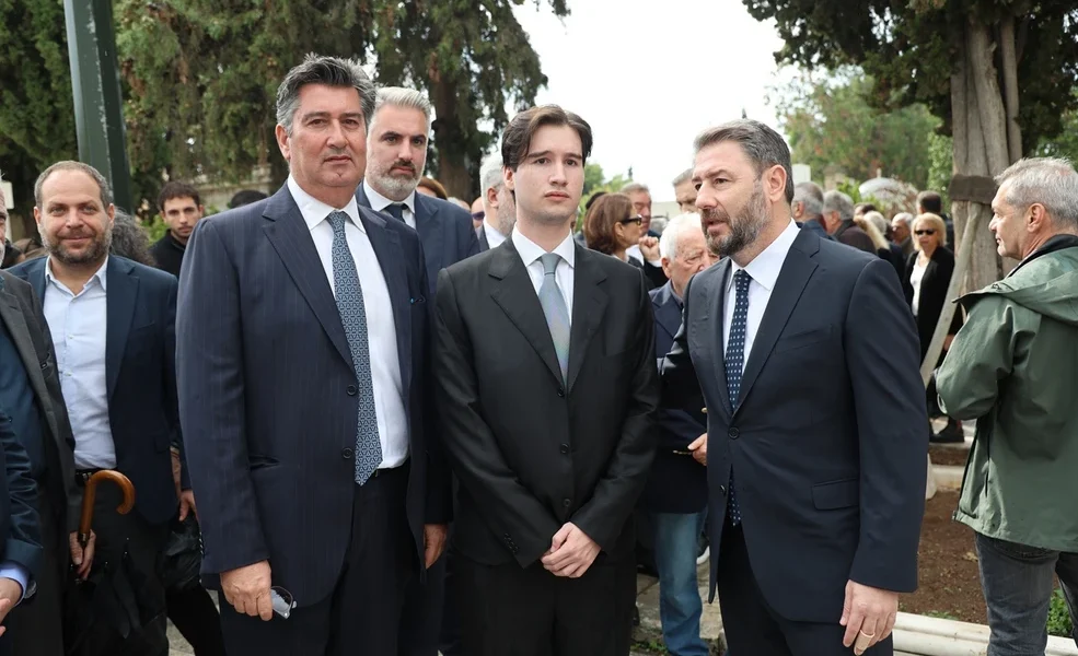 Πέντε χρόνια χωρίς τη Φώφη Γεννηματά: Συγκινεί ο γιος της στο μνημόσυνο – ”Για εμάς θα είναι πάντα η μητέρα μας”