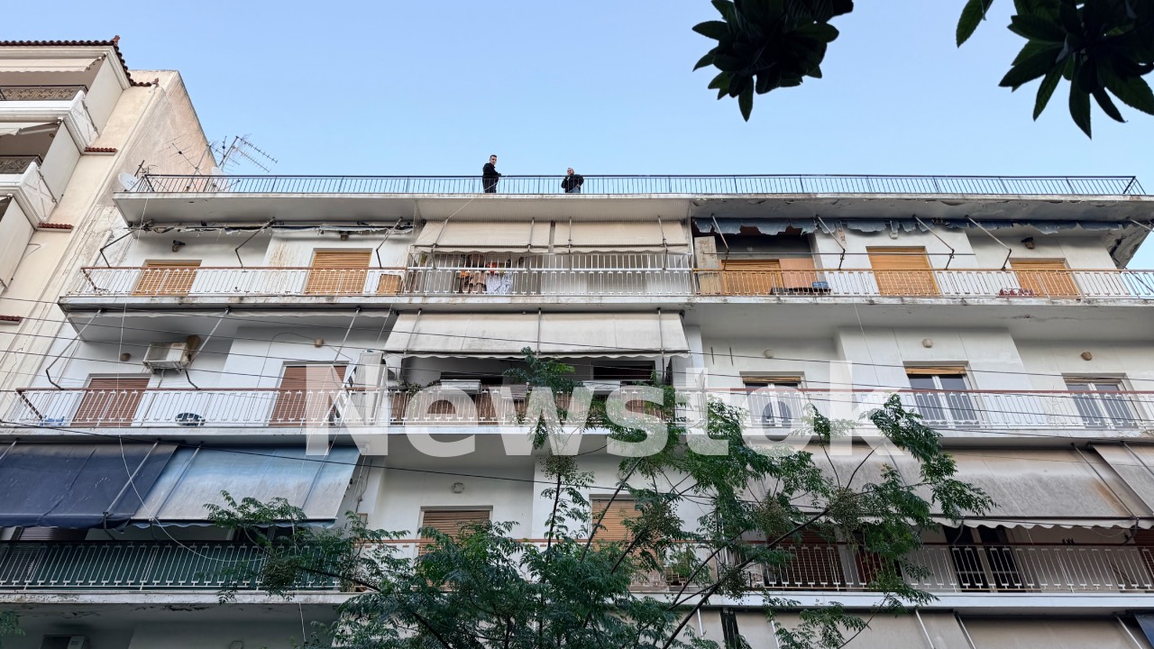 Συναγερμός στη Νίκαια: Βρέθηκε οπλισμός σε ταράτσα πολυκατοικίας - Τελευταία νέα & Έκτακτες ειδήσεις Live