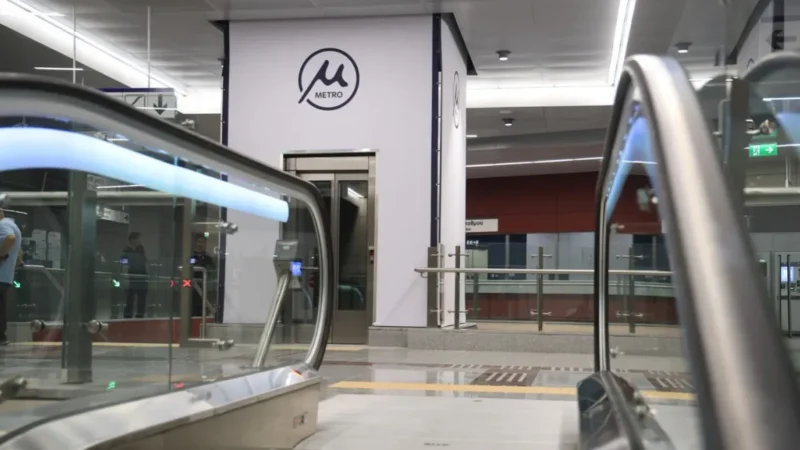 Θεσσαλονίκη: Καταδικάστηκε ζευγάρι για εισβολή στις εγκαταστάσεις του Μετρό με μεταλλικό κόφτη - Τελευταία νέα & Έκτακτες ειδήσεις Live